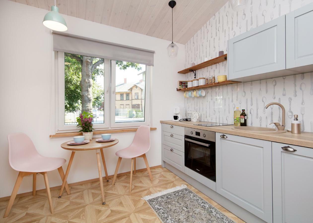 Cute Apartment, Next To Old Town, With Free Parking Tallinn Exterior photo